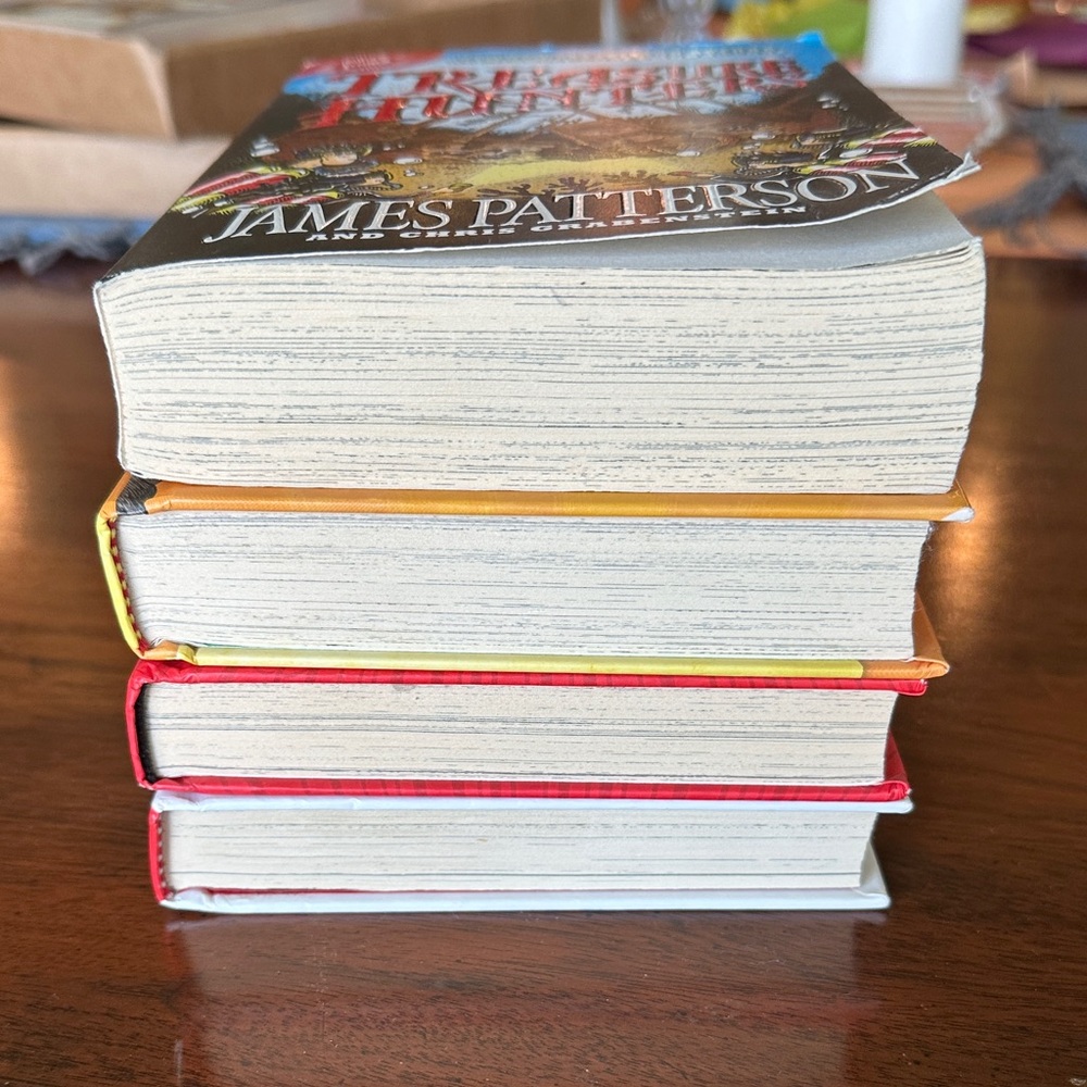 James Patterson Book Set - Picture 6 of 16